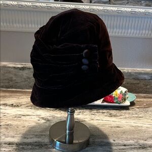 Liz Claiborne Vintage Dark Brown Silk Blend Bucket Hat